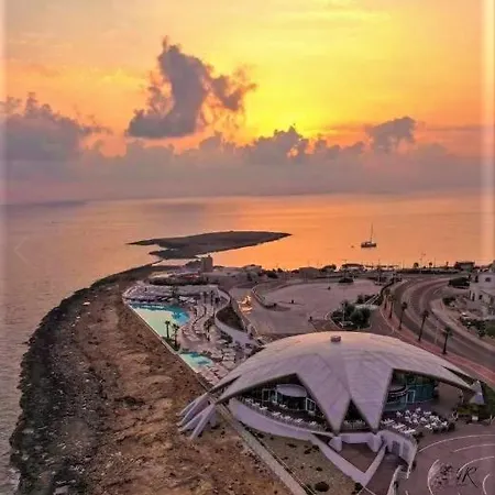 Entire One Bedroom In Bugibba خليج سانت بول